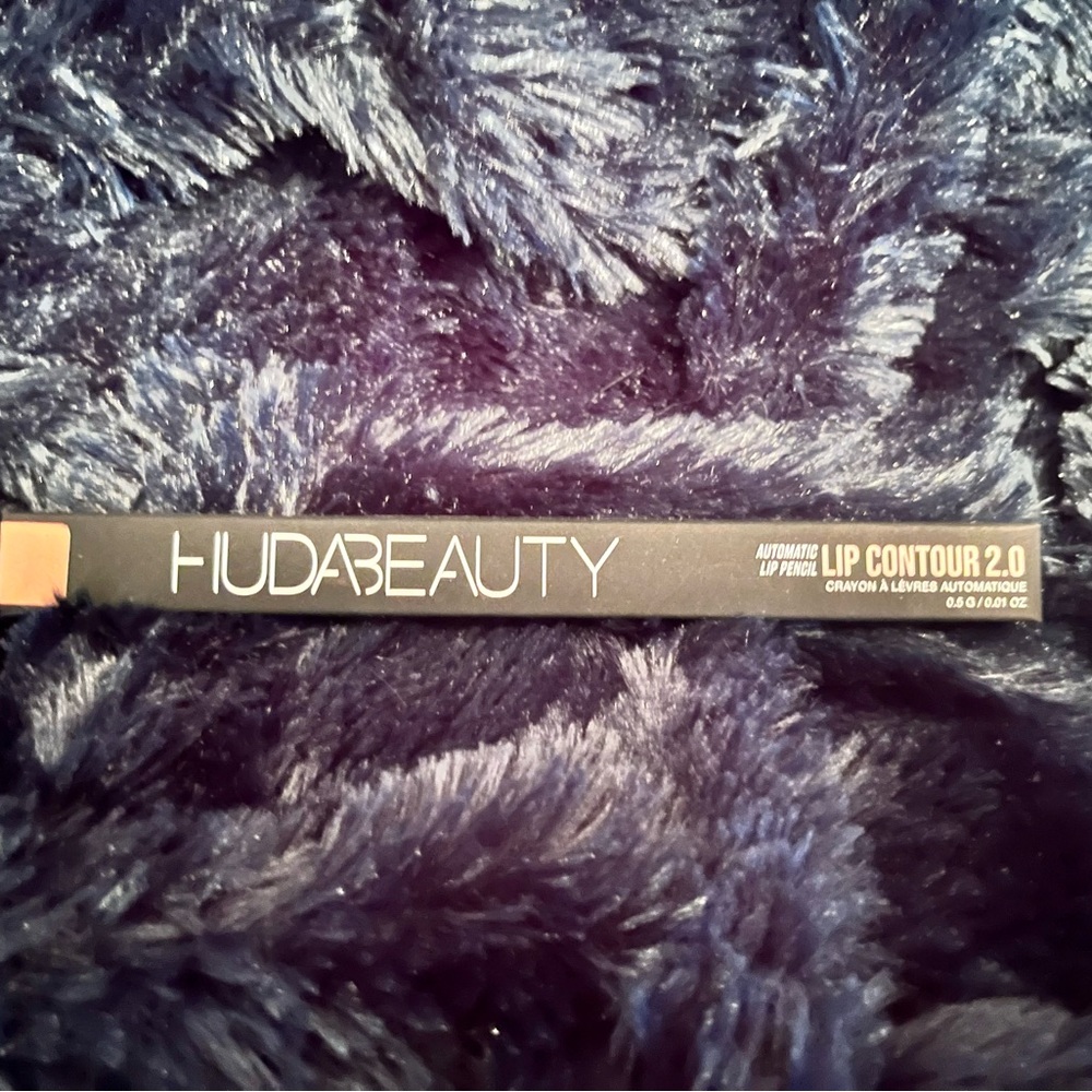 Huda Beauty Lip Contour 2.0 Automatic Matte Lip Pencil- Honey Beige